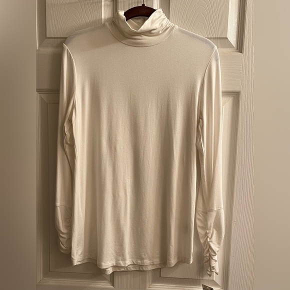 STYLE & CO~TURTLE NECK~WINTER WHITE~RUCHING DETAIL~M~NWT - Picture 1 of 11